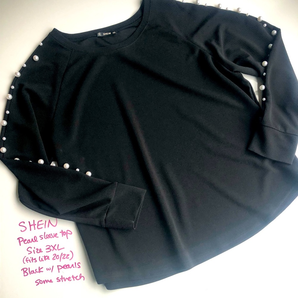 Pearl Sleeve Long Sleeve Top